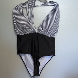 New Monochrome Striped One Piece Swimsuit 4xl